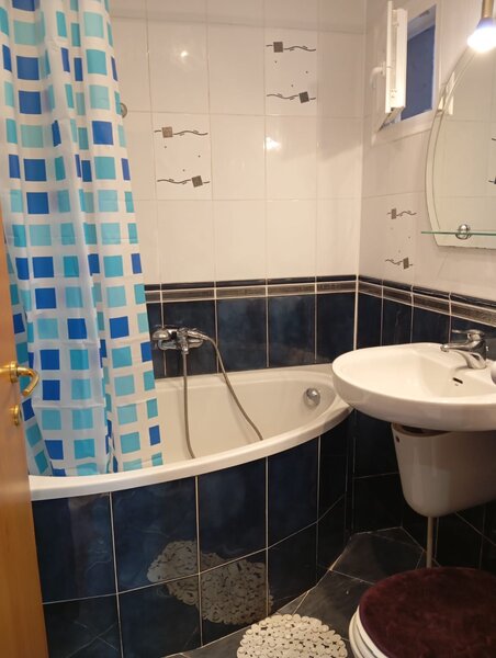 Drumul Taberei, Afi Controceni, Favorit